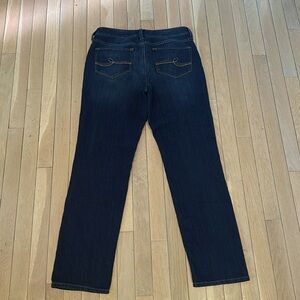 Sonoma ‘Curvy straight’ Mid-rise Women’s dark wash Jeans Size 10 Preowned